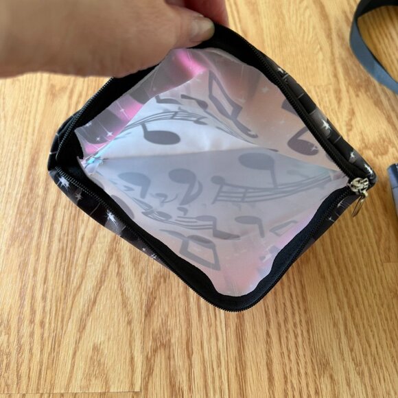 Music Notes Tote Bag with Matching Zipper Pouch Gradient Print - Picture 7 of 9